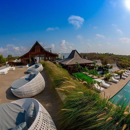 Salty Breeze Bali Hotel Ungasan Екстериор снимка