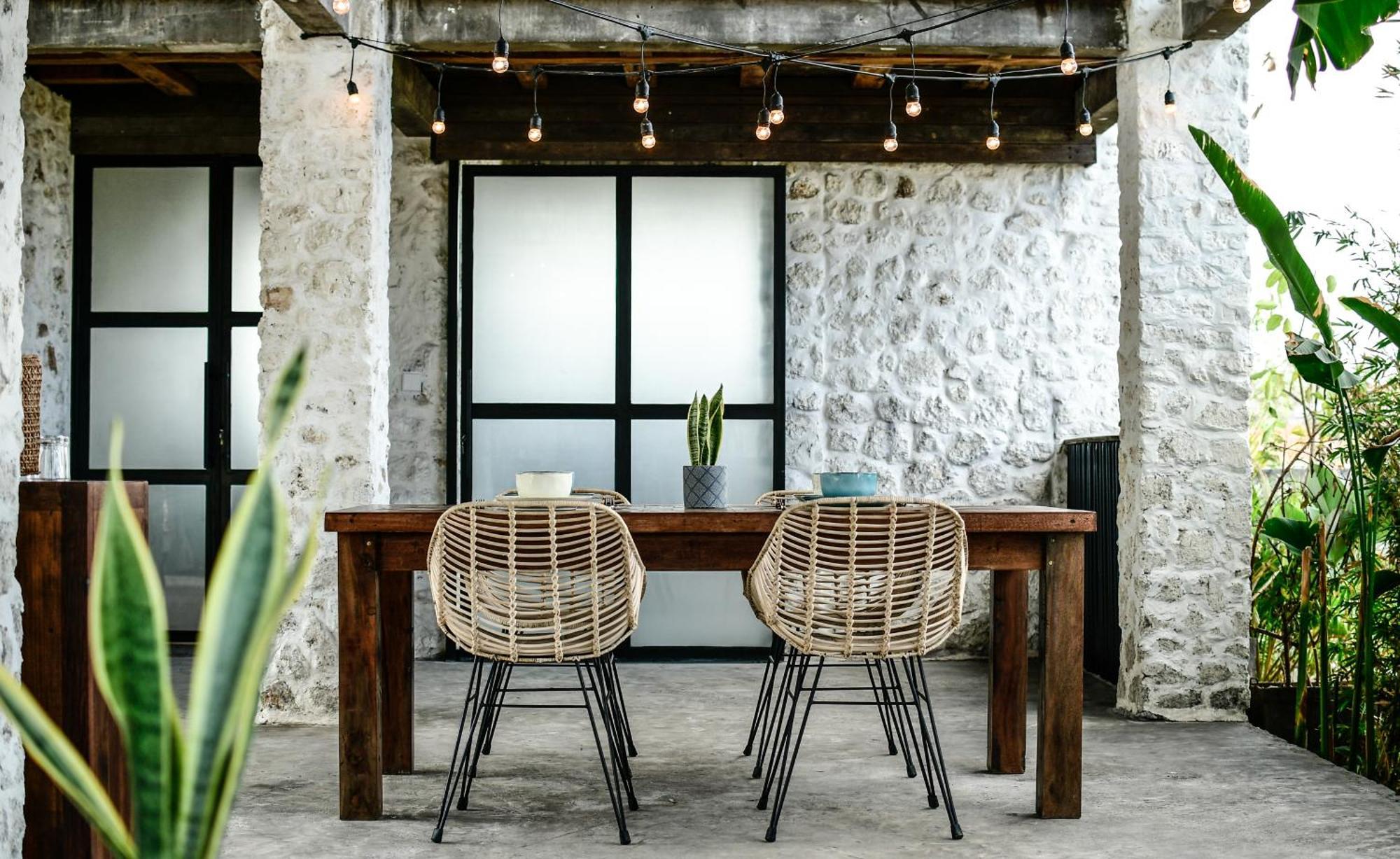 Salty Breeze Bali Hotel Ungasan Екстериор снимка