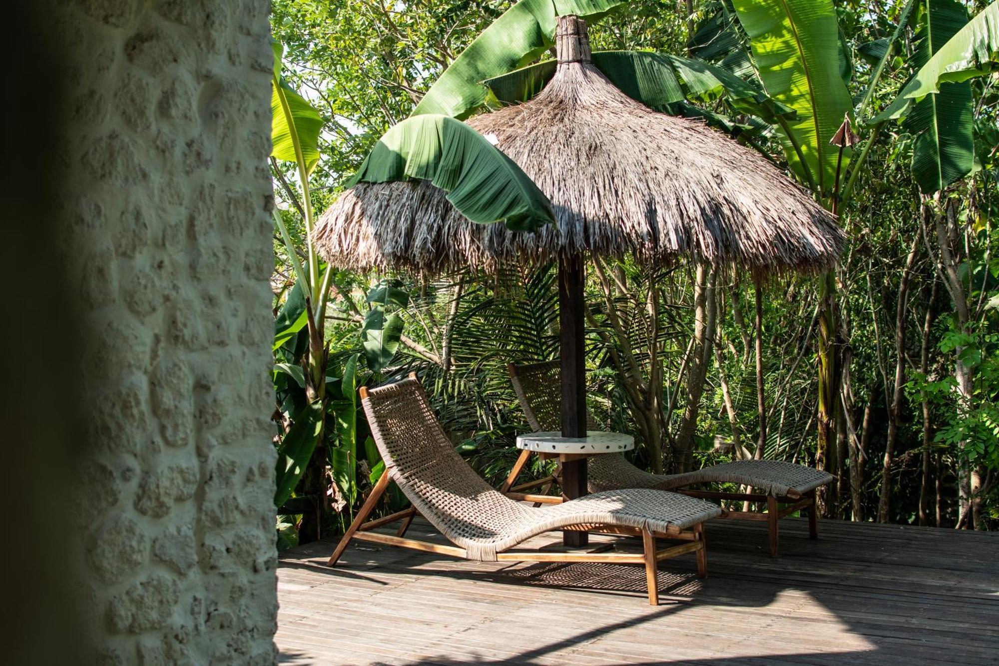 Salty Breeze Bali Hotel Ungasan Екстериор снимка