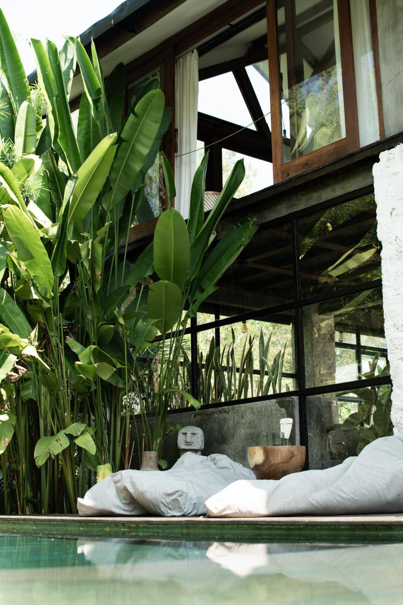 Salty Breeze Bali Hotel Ungasan Екстериор снимка
