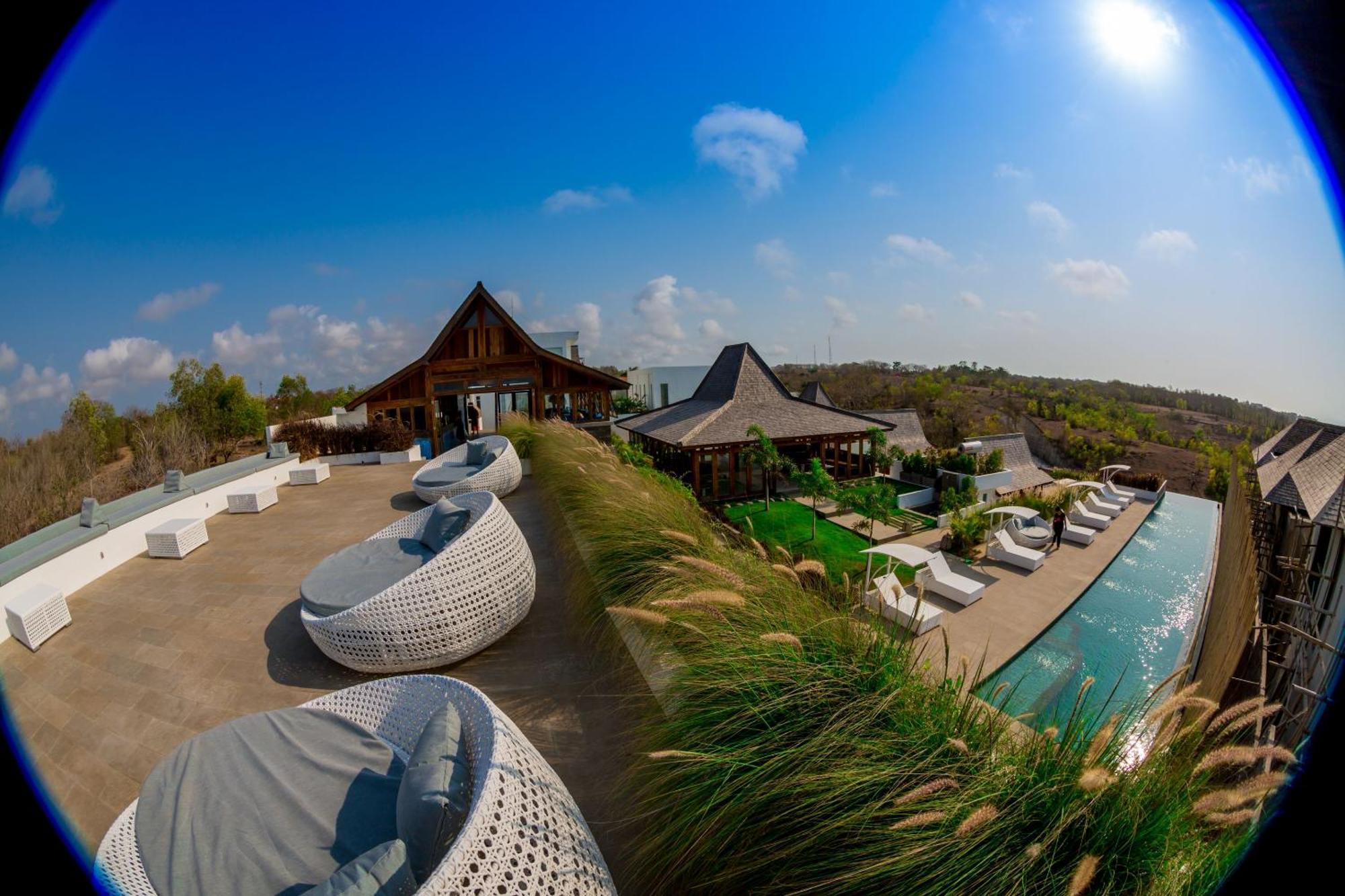 Salty Breeze Bali Hotel Ungasan Екстериор снимка